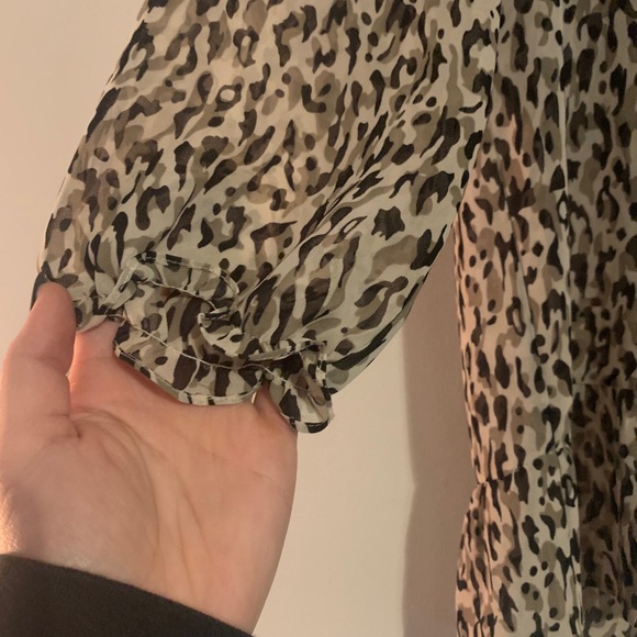 Elapsed Print Blouse - Picture 2 of 3